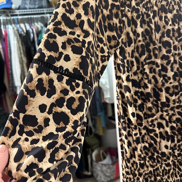 Animal print party dress from upscale New Orleans boutique Yvonne LaFleur.  M. - Picture 4 of 5